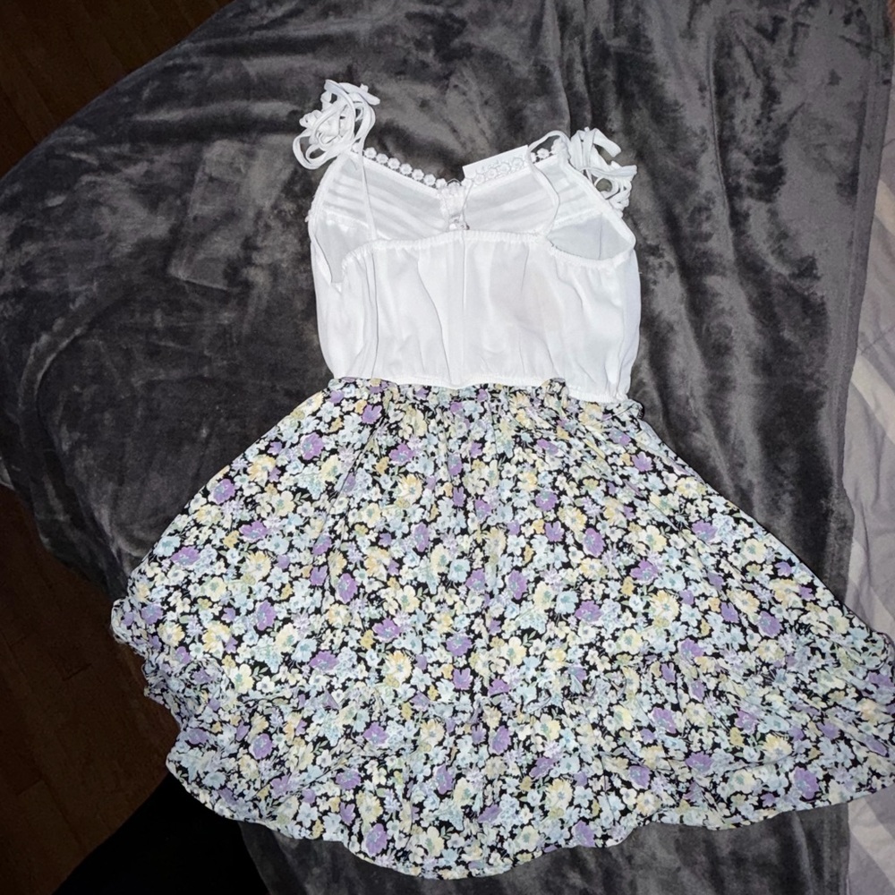Blu Pepper White and Floral romper